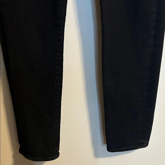 Lucky Brand Dark Black Jeans - Picture 3 of 16